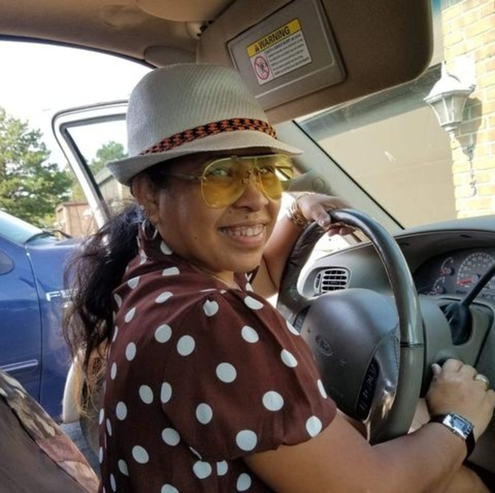 Meet your Posher, Beverly